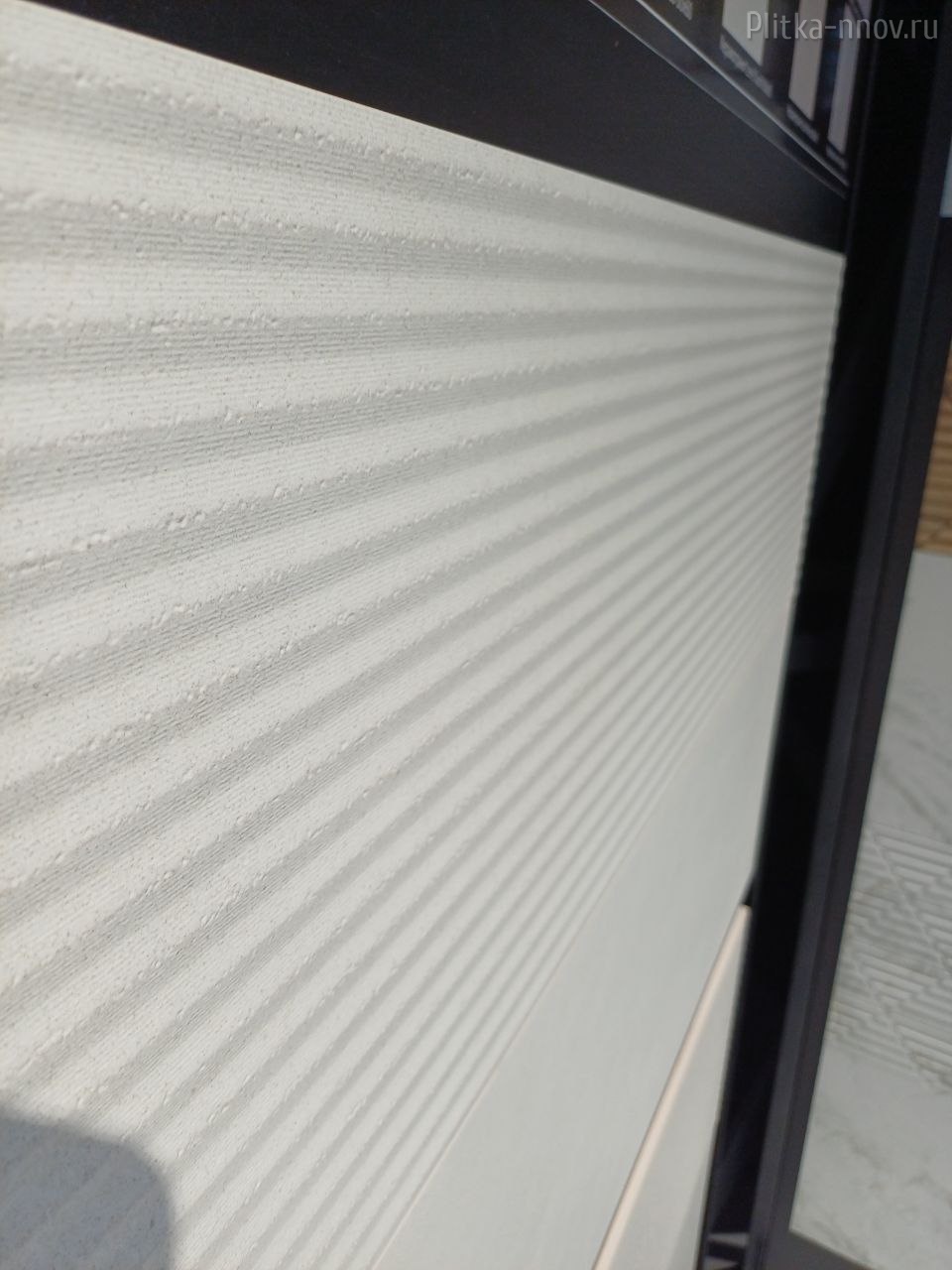 Level 30х90 Argenta Level 30х90 Argenta